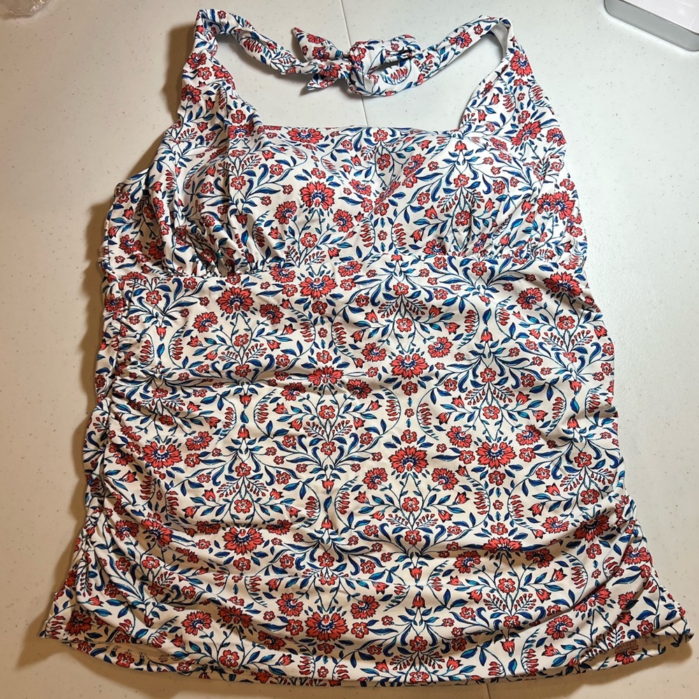 Lands’ End square neck halter tankini top